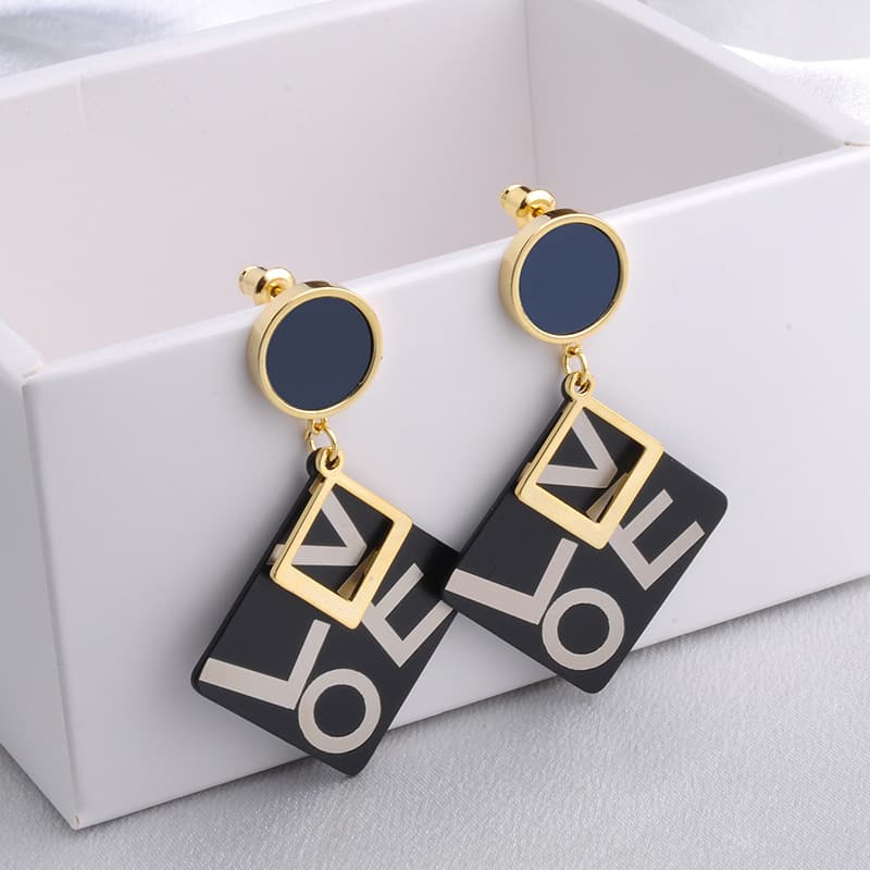 Why Acrylic Earrings Are This Season’s Go-To Everyday Accessory