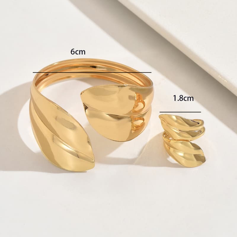 2ABL Exaggerated Alloy Bracelets  01