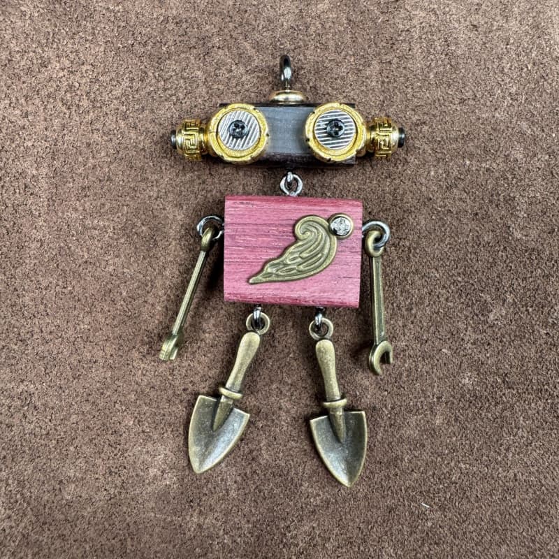 JQR Handmade Robot Pendant 01