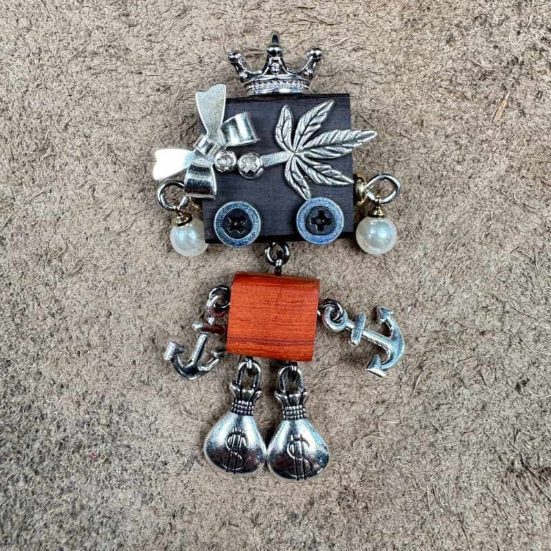 JQR Handmade Robot Pendant 03