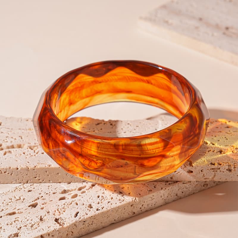 JQ Acrylic Bracelet 02