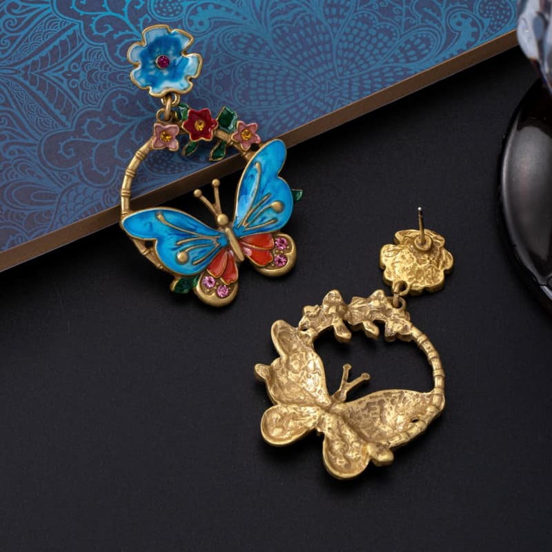 HXY Classic Vintage Earrings 02