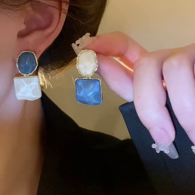 JCA Fast Fashion Earrings 01