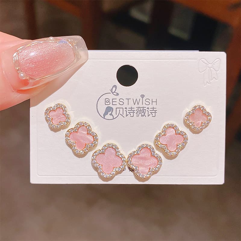 MKA Gold-plated Copper Earrings 01