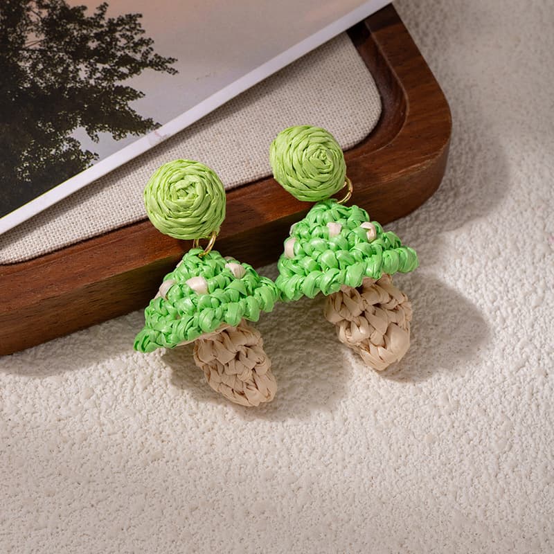 QHA Holiday-style Rafi Grass Earrings 01