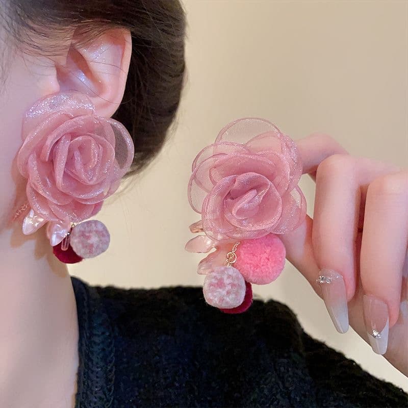 WLA Elegant Flower Earrings 02<