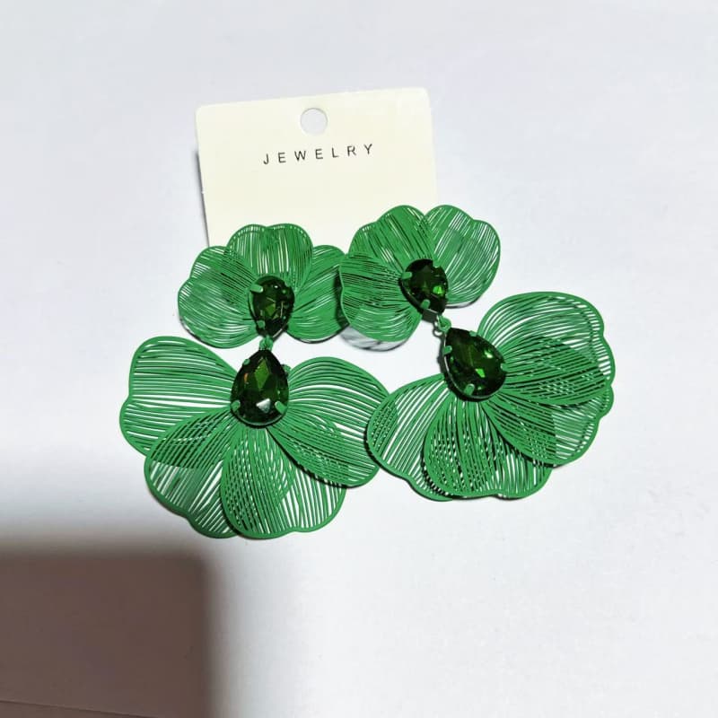 MLA Hollowed-out Metal Earrings 01