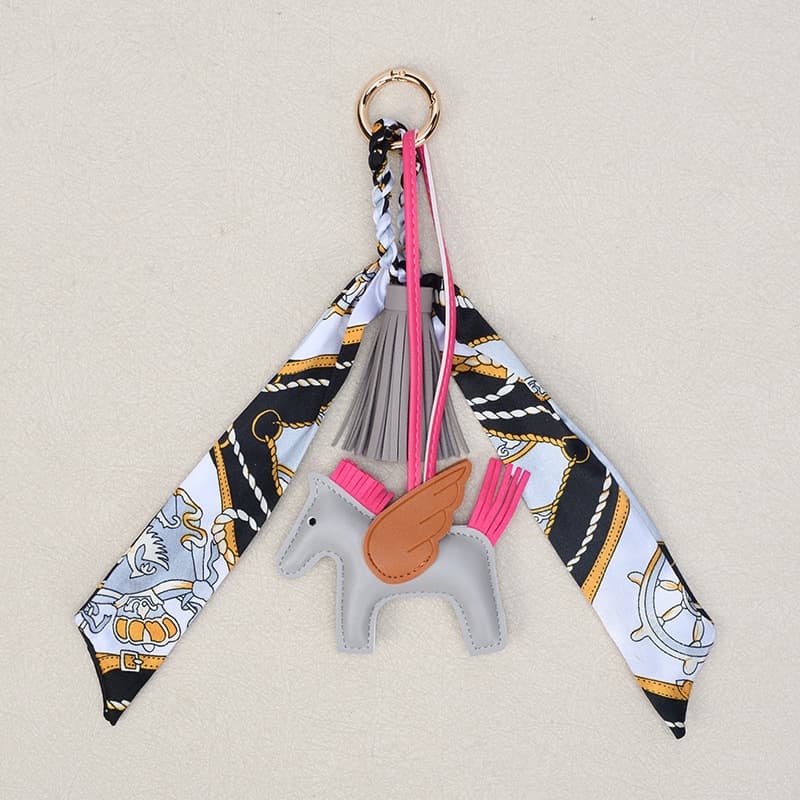 XJ PU&Silk Bag Hangers 01