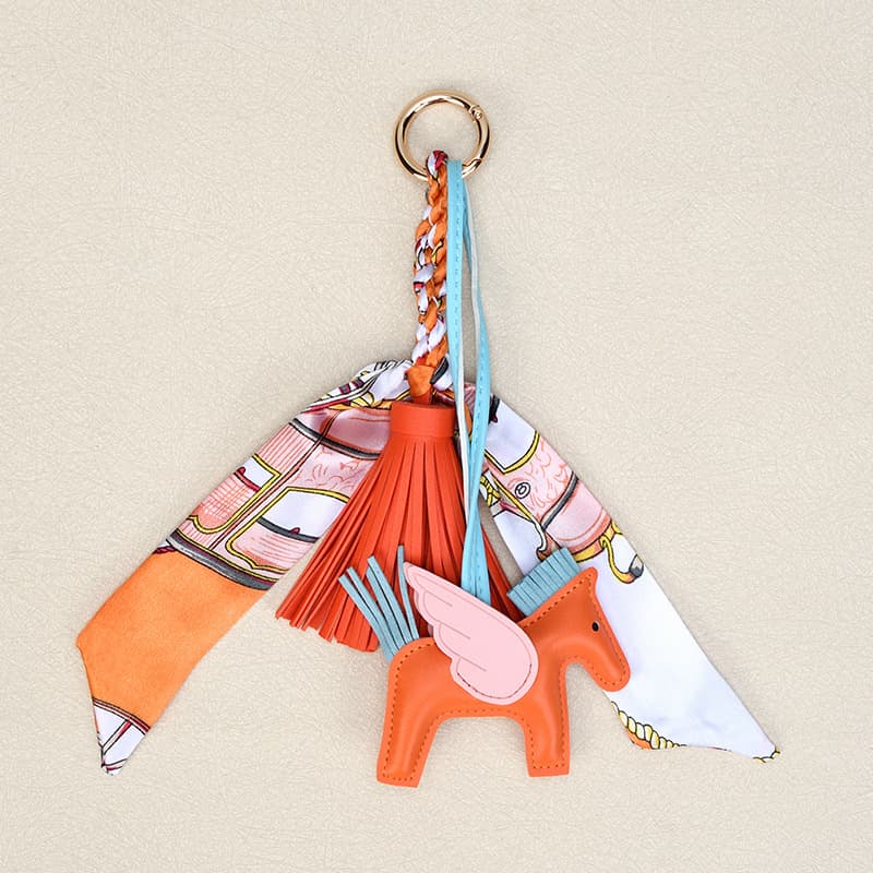 XJ PU&Silk Bag Hangers 01